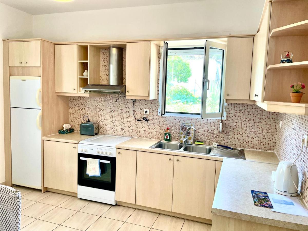 Menelaos Apartments أذيليانوس كامبوس المظهر الخارجي الصورة